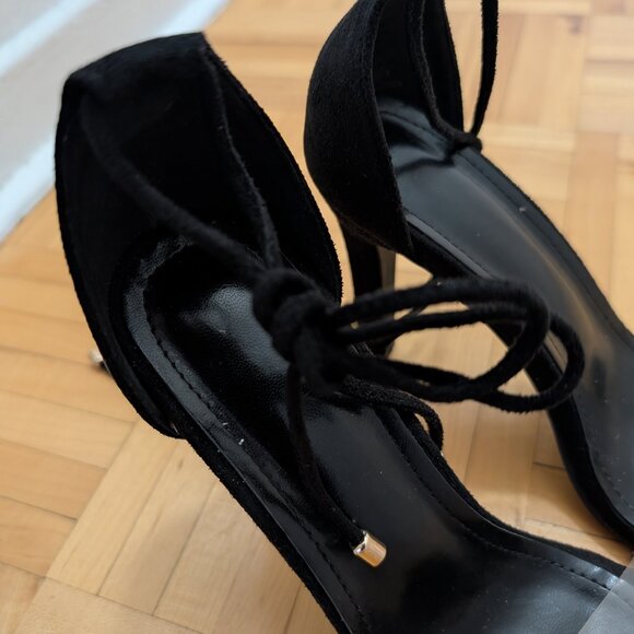 HEELED SANDALS WITH ANKLE STRAPS! - Picture 3 of 6